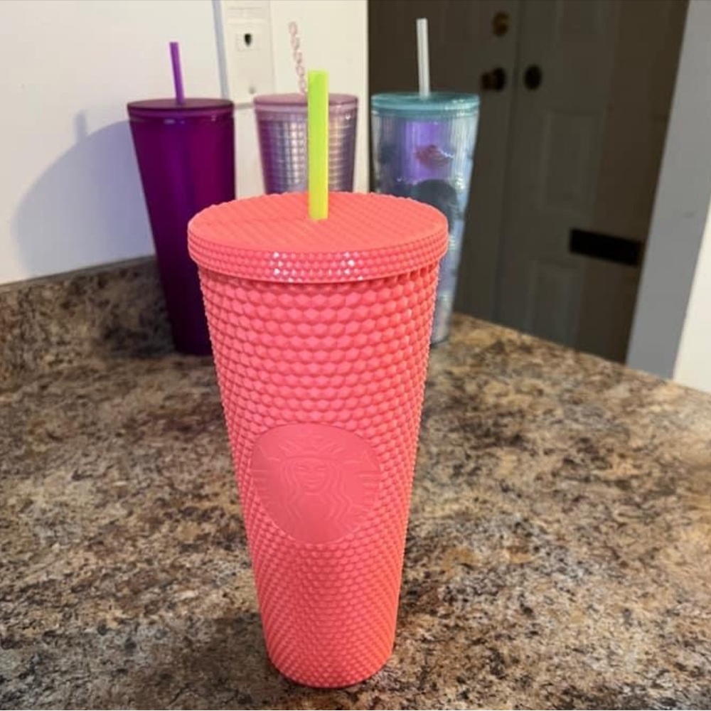 Starbucks cup dragonfruit
